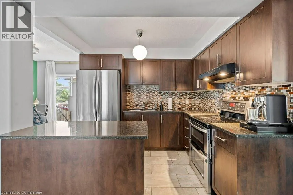 66 HIGH ACRES Crescent
