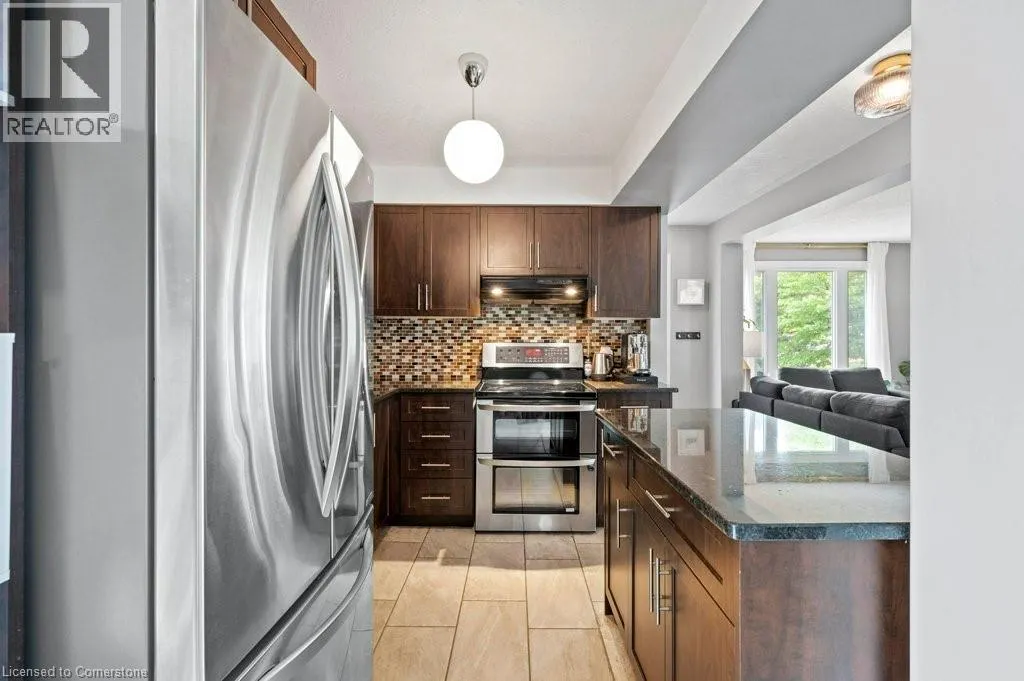 66 HIGH ACRES Crescent