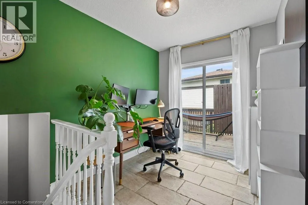66 HIGH ACRES Crescent