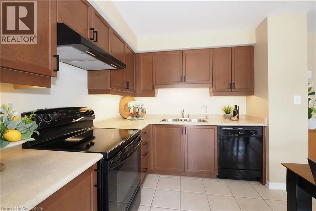 154 SILVERTHORNE Drive