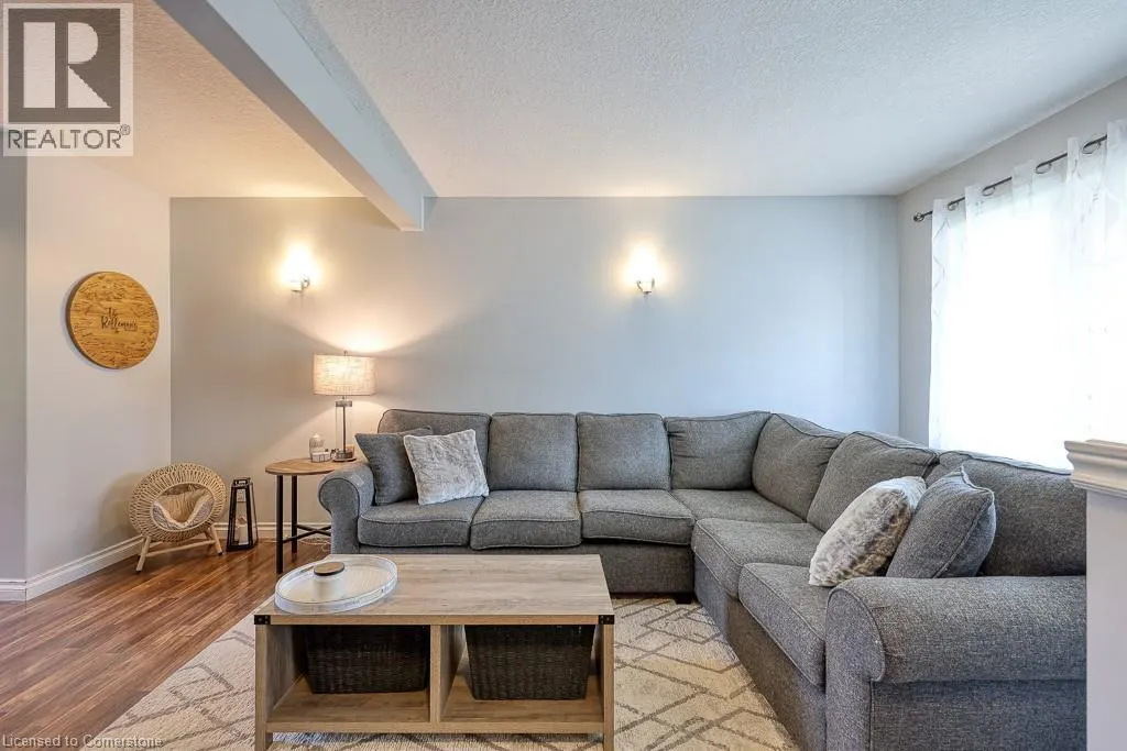 149 SNYDER'S Street E Unit# 9, #9