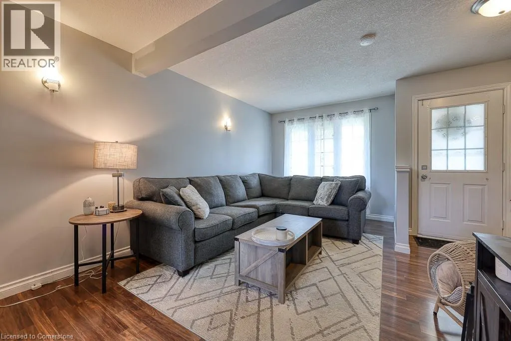 149 SNYDER'S Street E Unit# 9, #9
