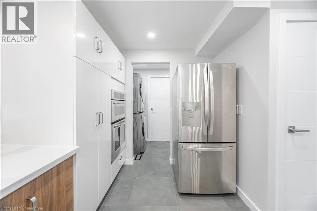 20 ROSENEATH Crescent