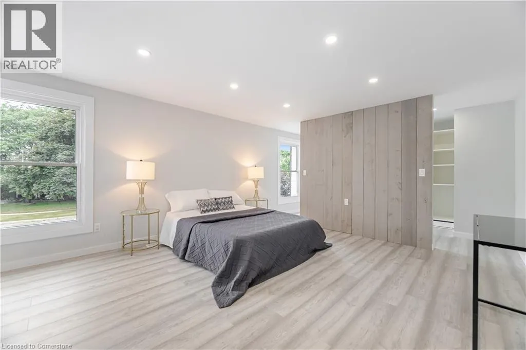 20 ROSENEATH Crescent