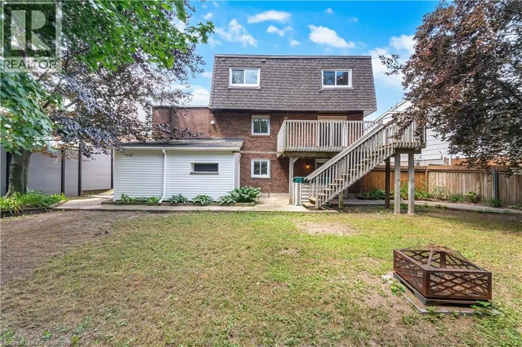20 ROSENEATH Crescent
