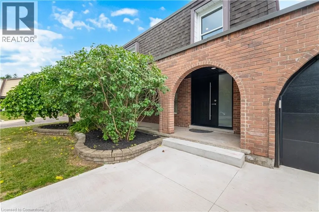 20 ROSENEATH Crescent