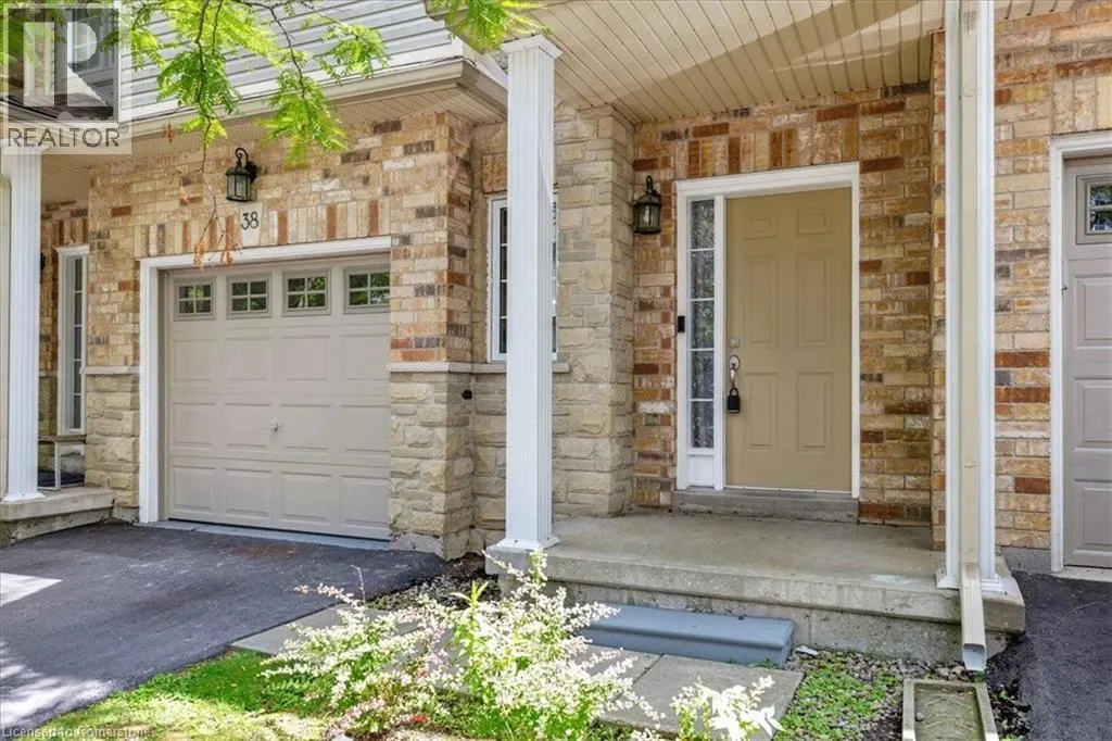 60 CLOVERLEAF Drive Unit# 38, #38