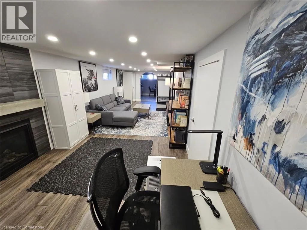 141 MARCELLA Crescent Unit# LOWER LEVEL