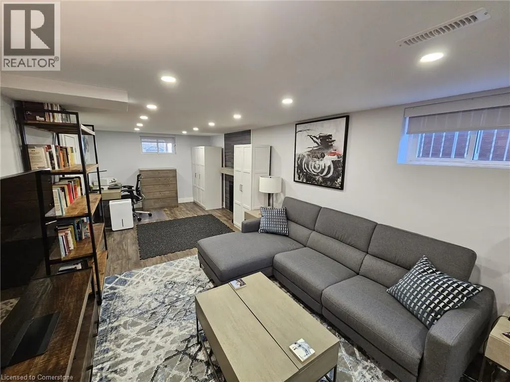 141 MARCELLA Crescent Unit# LOWER LEVEL