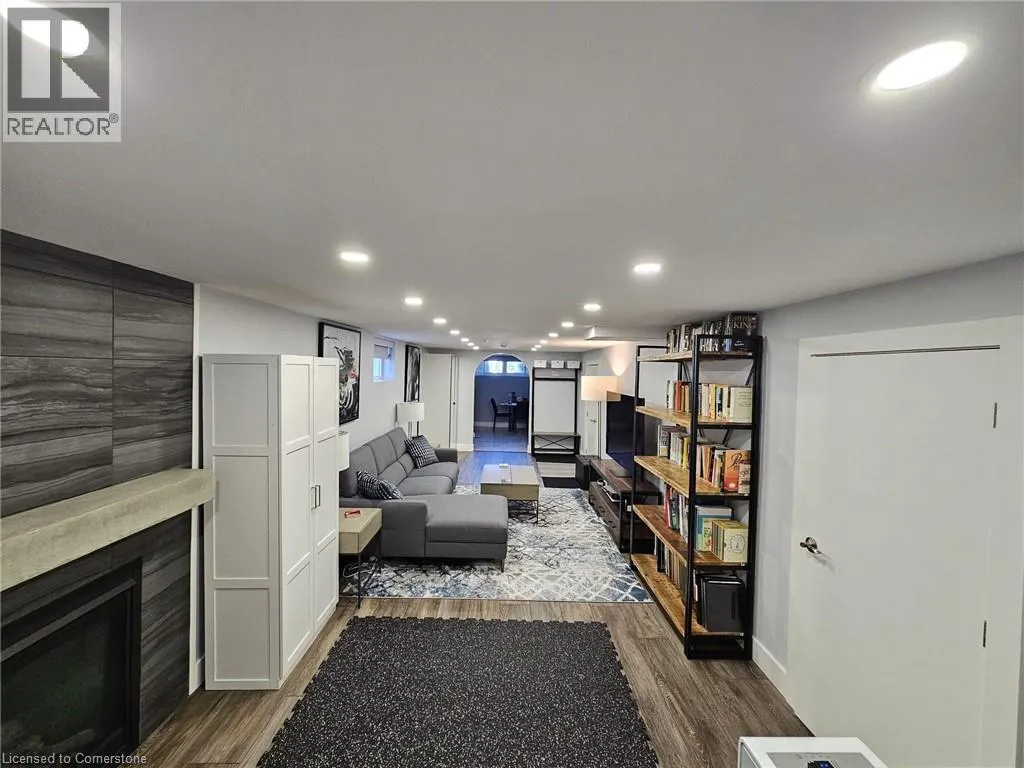 141 MARCELLA Crescent Unit# LOWER LEVEL