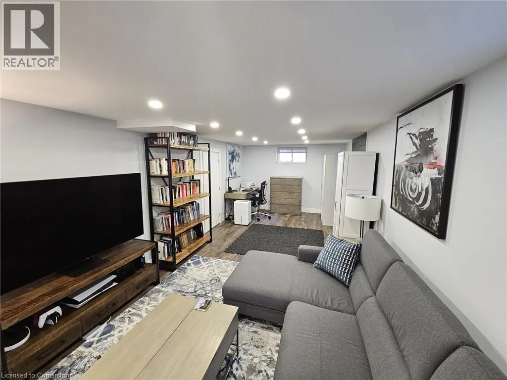 141 MARCELLA Crescent Unit# LOWER LEVEL
