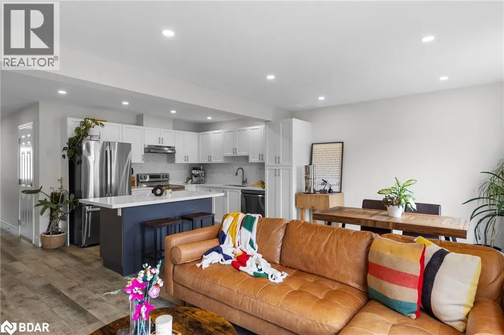 8 NICOLE PARK Place