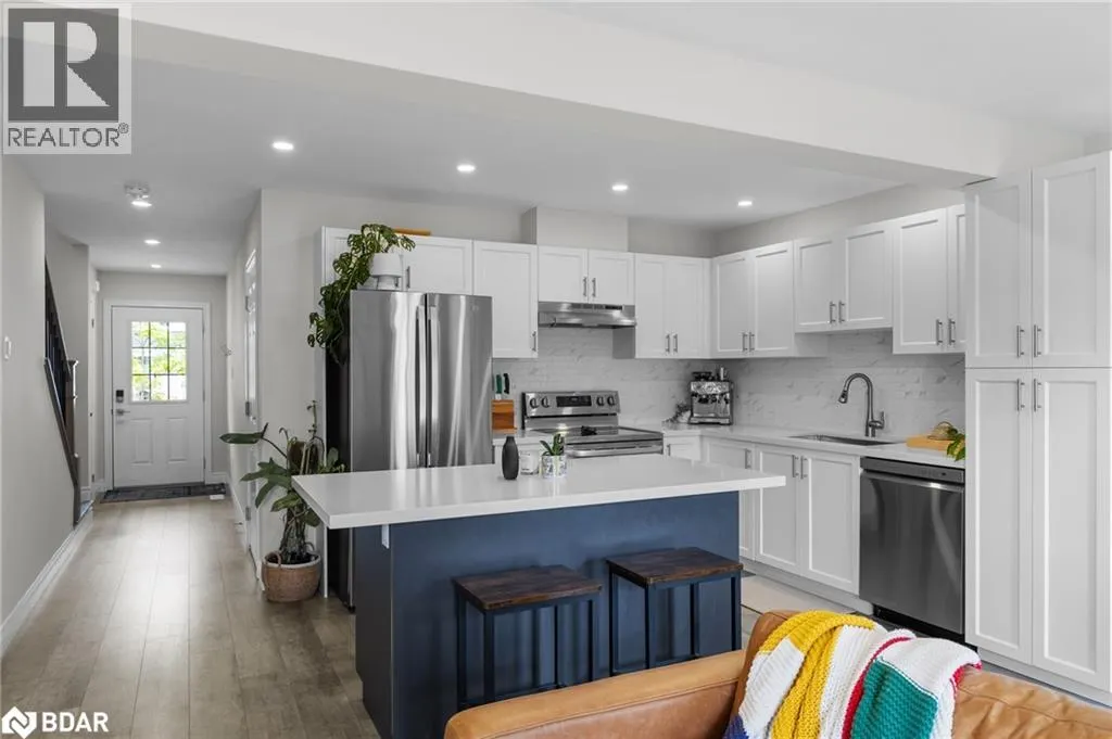 8 NICOLE PARK Place