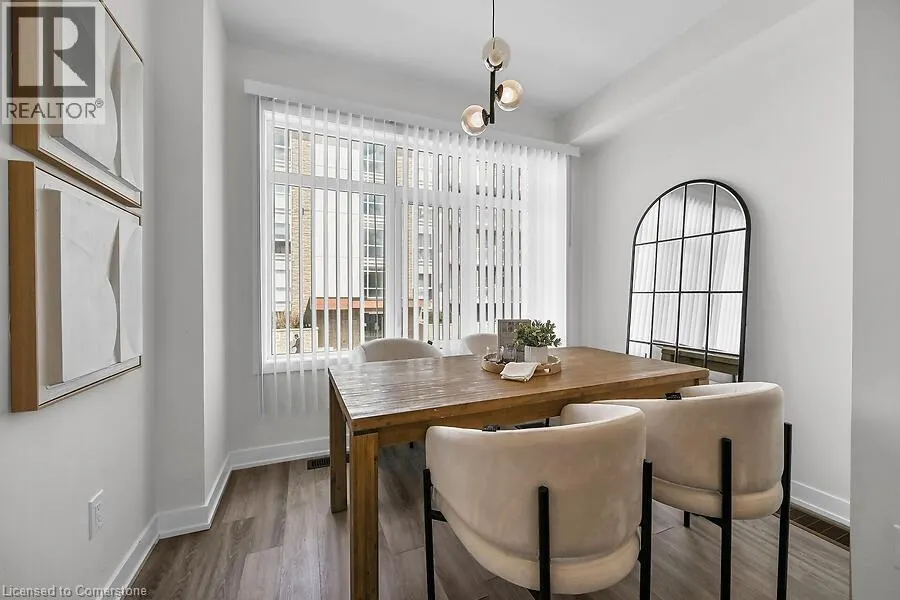 17 MARKLE Crescent