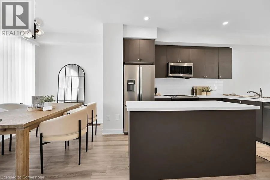 17 MARKLE Crescent