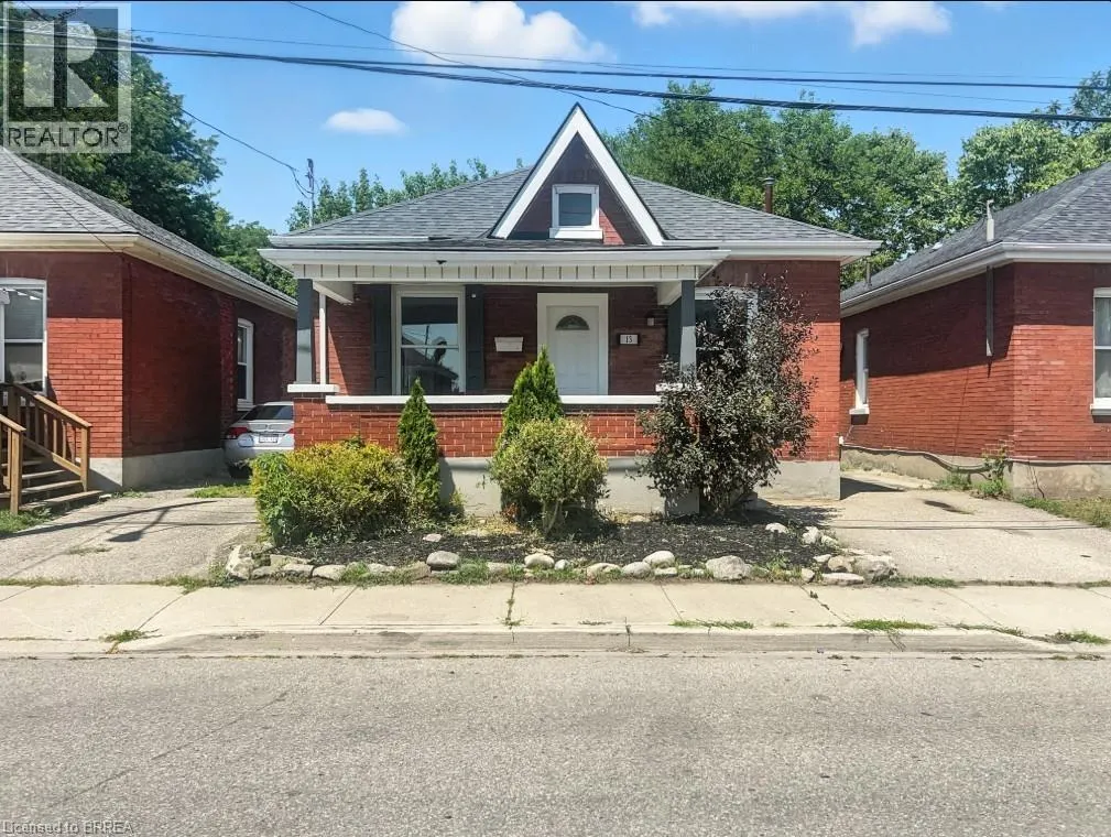 13 SALISBURY Avenue