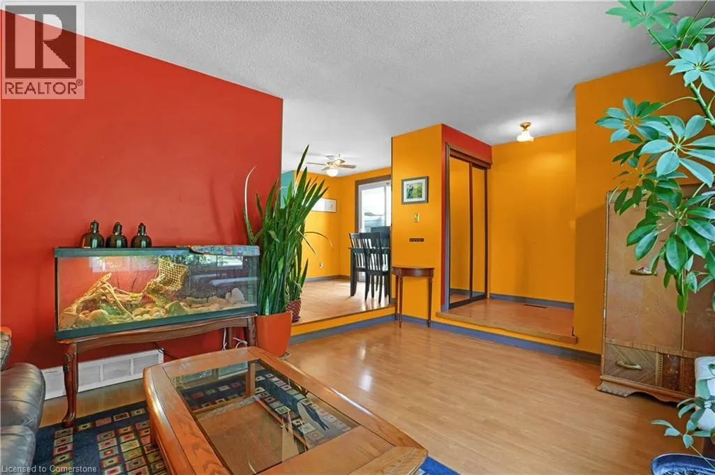 446 DRUMMERHILL Crescent