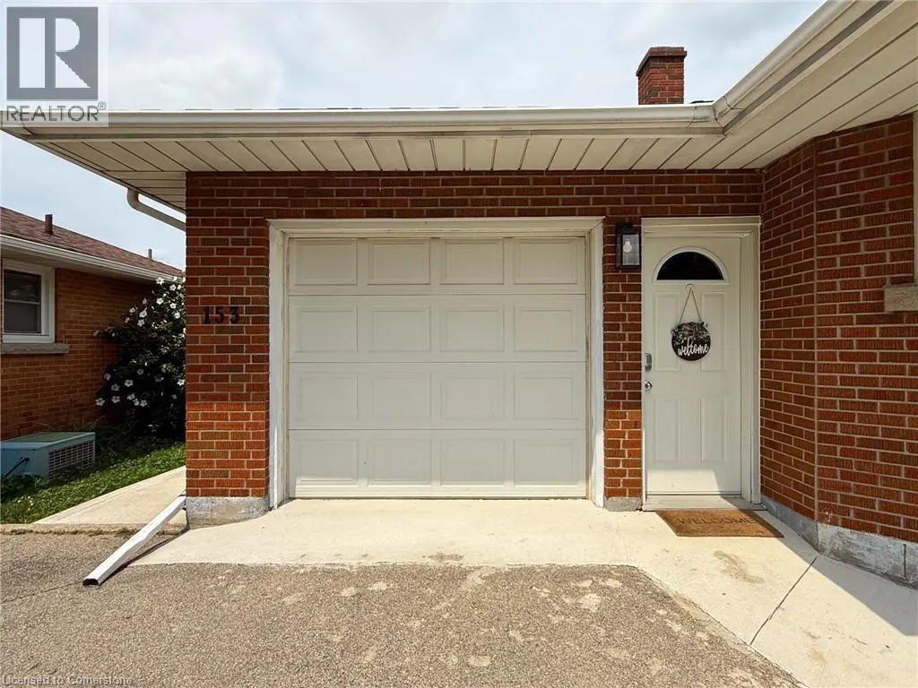 153 CONNAUGHT Avenue