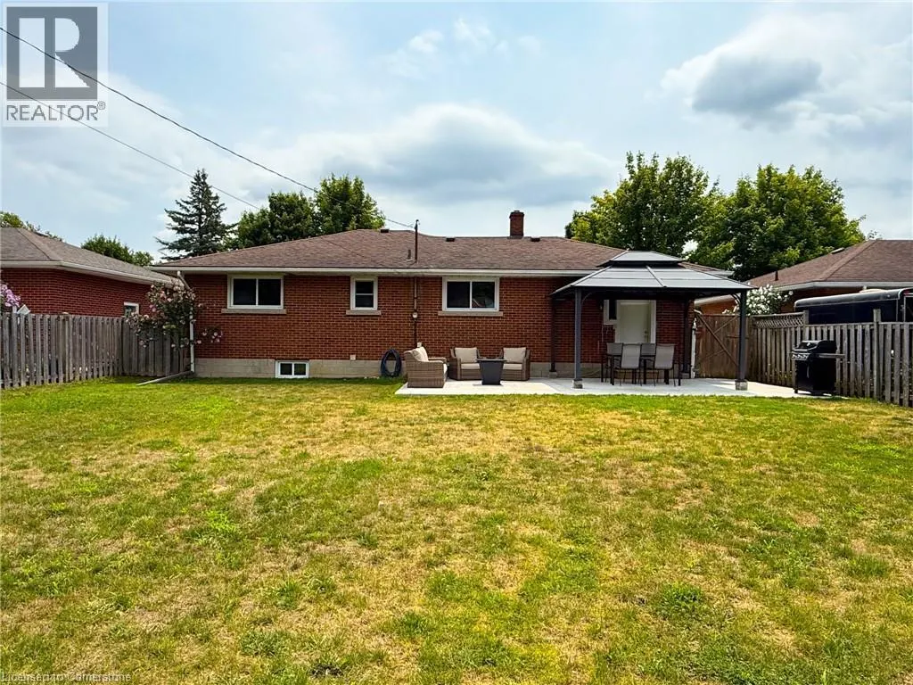 153 CONNAUGHT Avenue