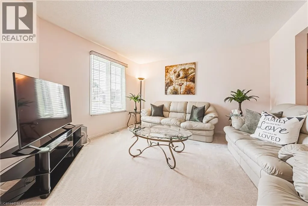 81 JACQUELINE Boulevard
