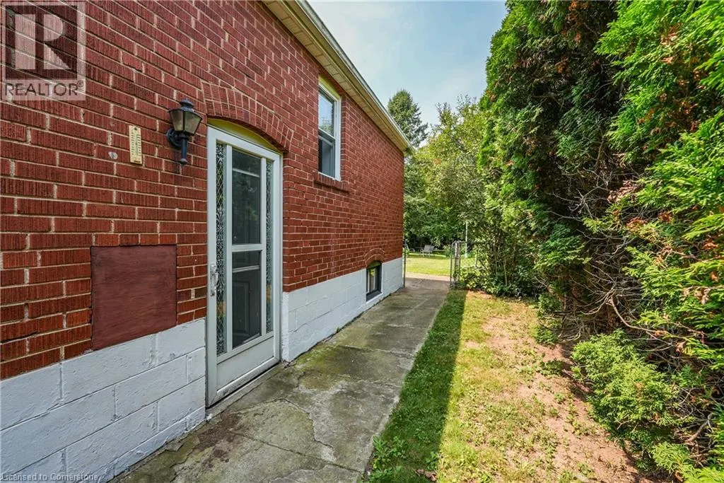 429 ELIZABETH Street
