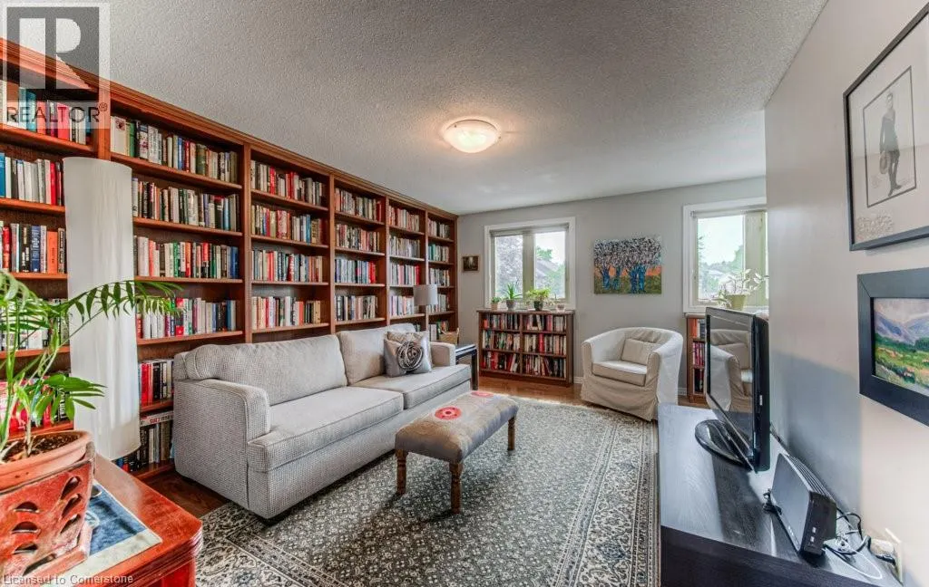 482 APPLEDALE Crescent