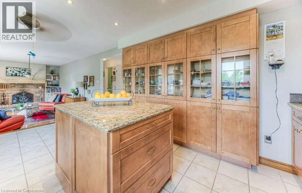 482 APPLEDALE Crescent