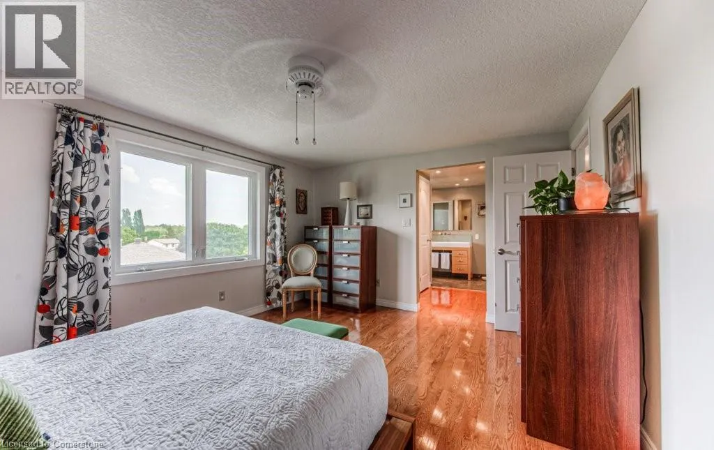 482 APPLEDALE Crescent