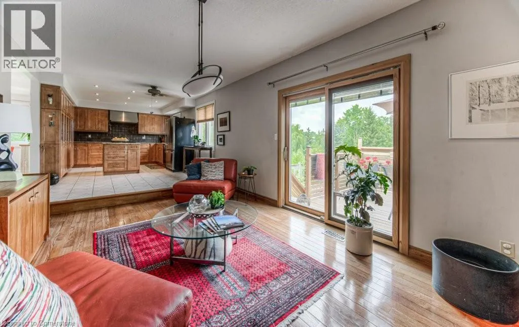 482 APPLEDALE Crescent