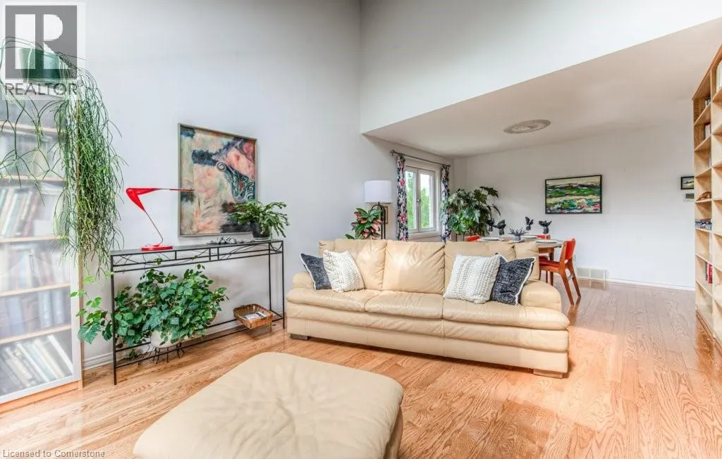 482 APPLEDALE Crescent