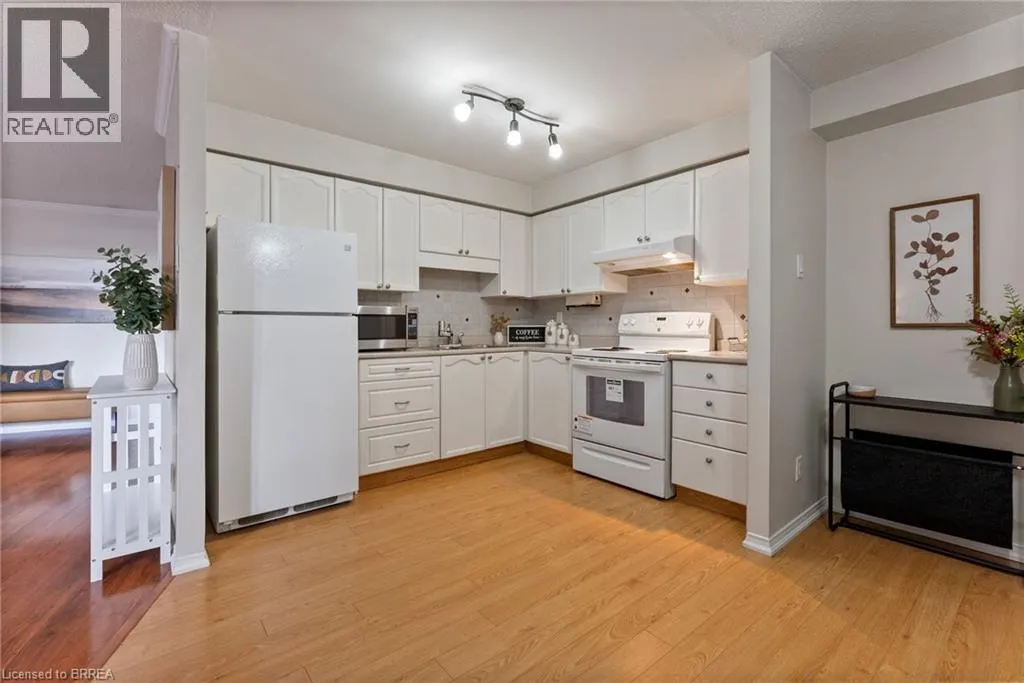 9 BONHEUR Court Unit# 212, #212