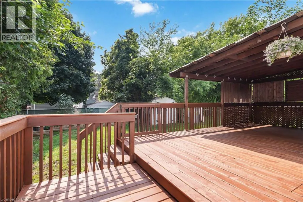 52 DEBBY Crescent