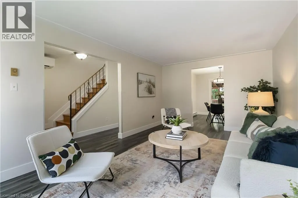 52 DEBBY Crescent