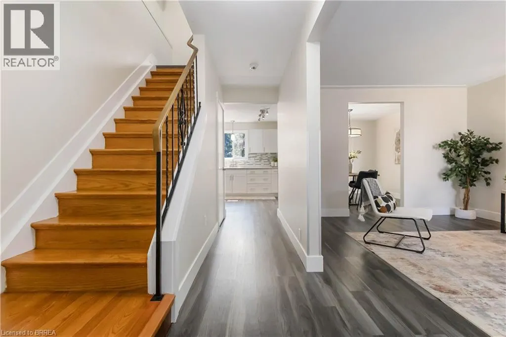 52 DEBBY Crescent