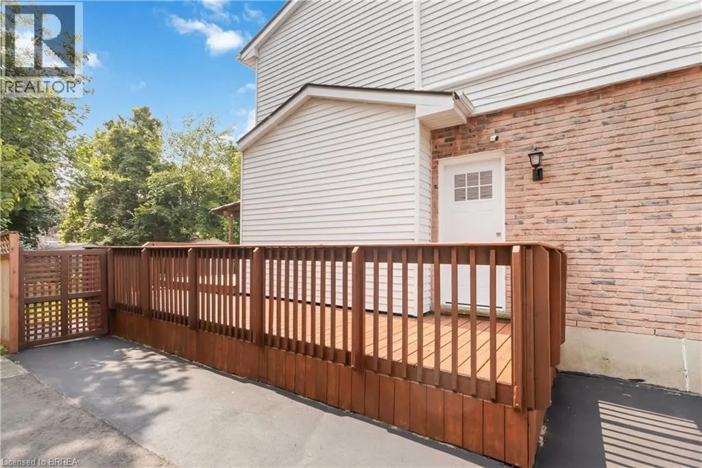 52 DEBBY Crescent