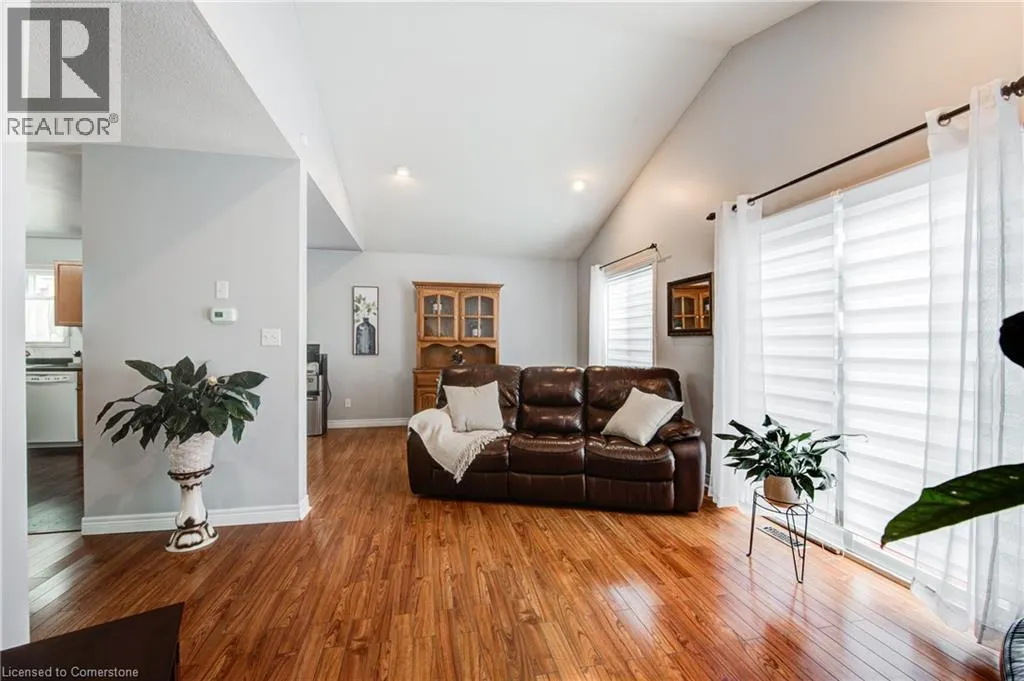 541 ALBERTA Avenue