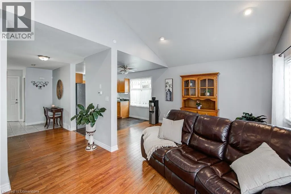 541 ALBERTA Avenue