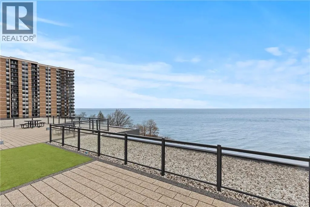 35 SOUTHSHORE Crescent Unit# 230, #230