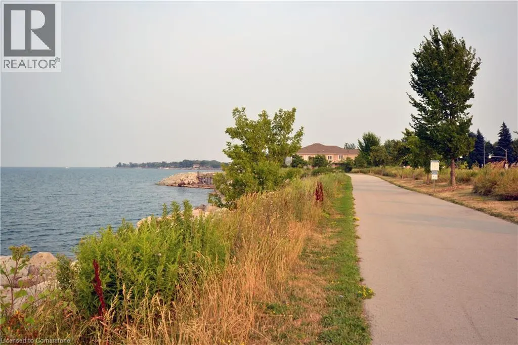 98 SHOREVIEW Place Unit# 6, #6