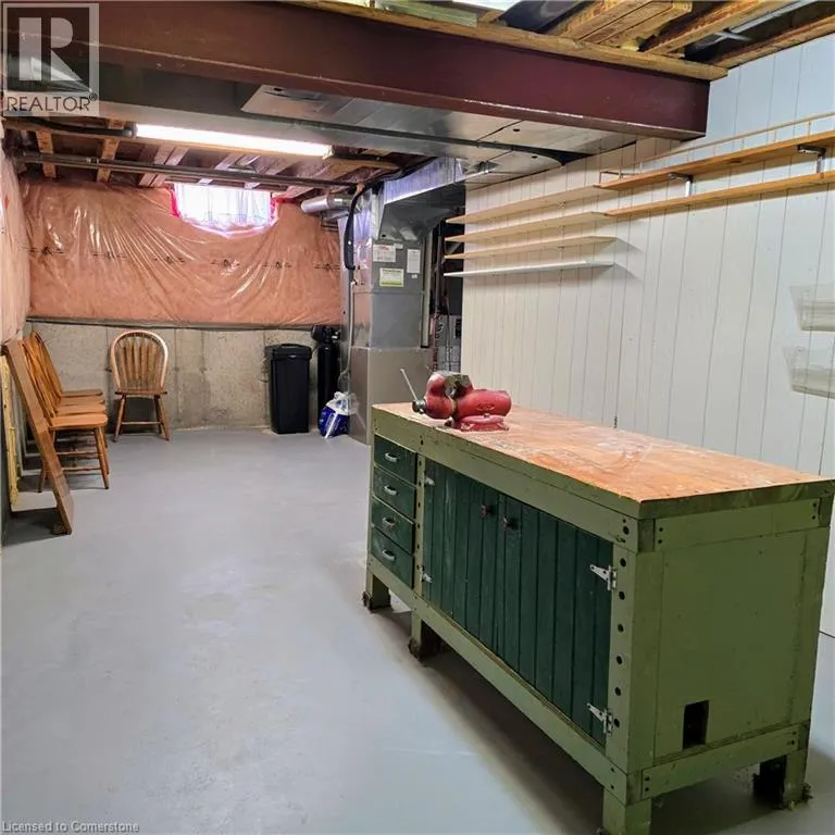 10 ISHERWOOD Avenue Unit# 5, #5
