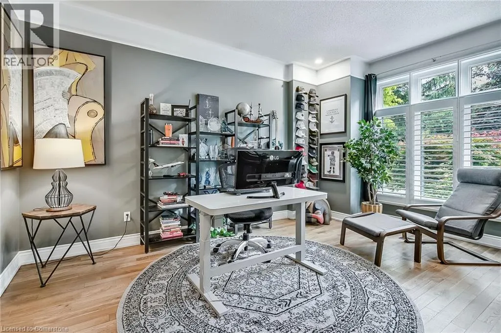 447 GOLF LINKS Road