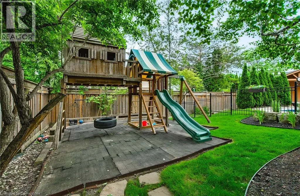 447 GOLF LINKS Road