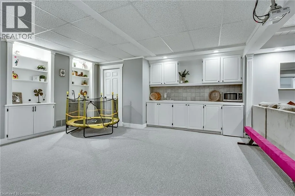 447 GOLF LINKS Road
