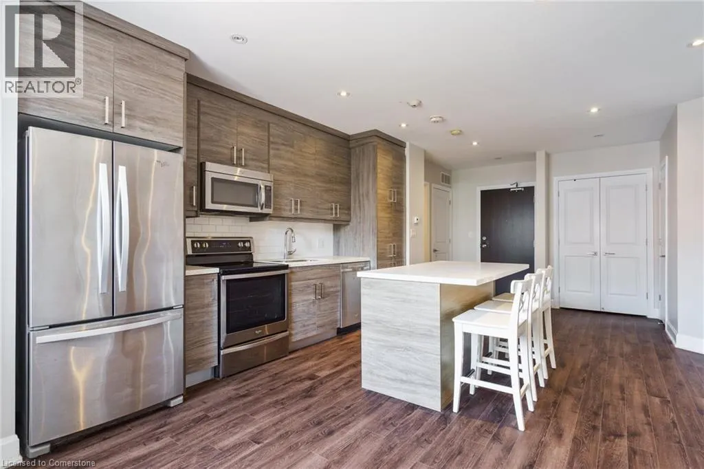 2 KING Street W Unit# 208, #208