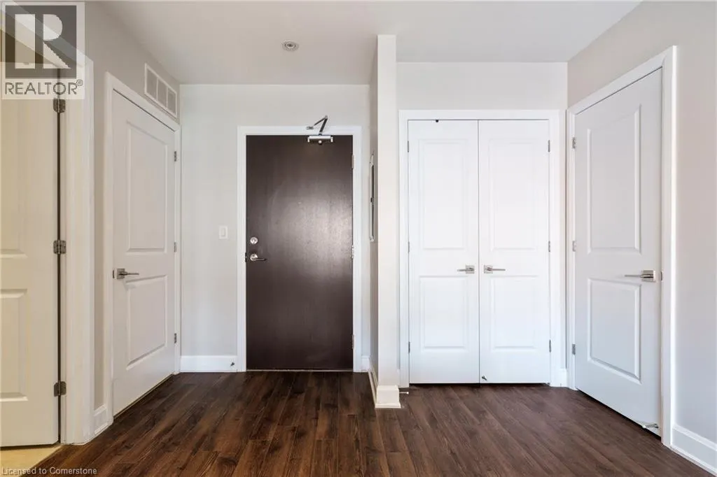 2 KING Street W Unit# 208, #208
