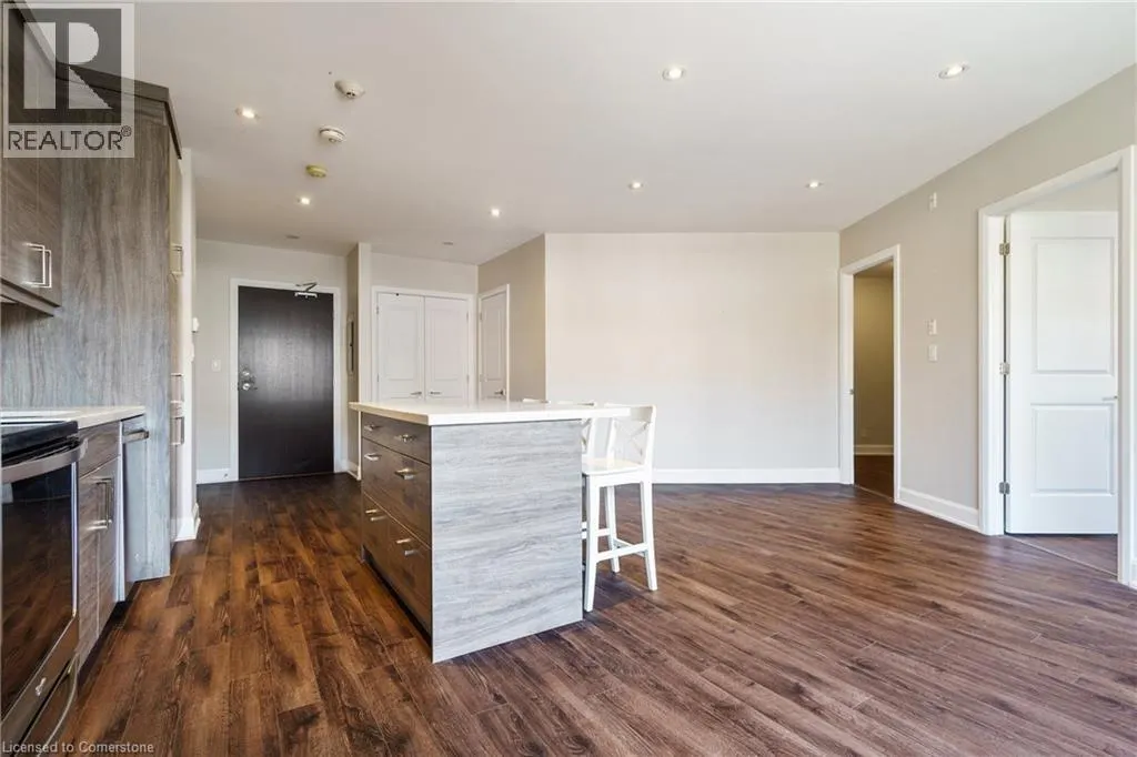 2 KING Street W Unit# 208, #208