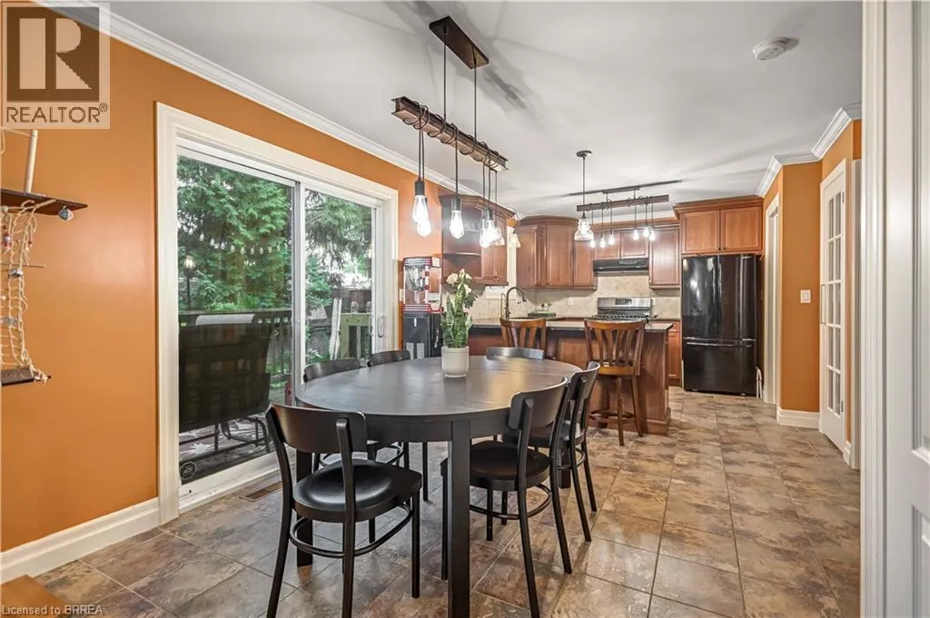 144 GLENWOOD Drive