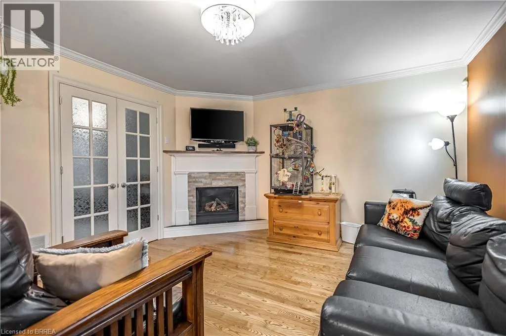 144 GLENWOOD Drive