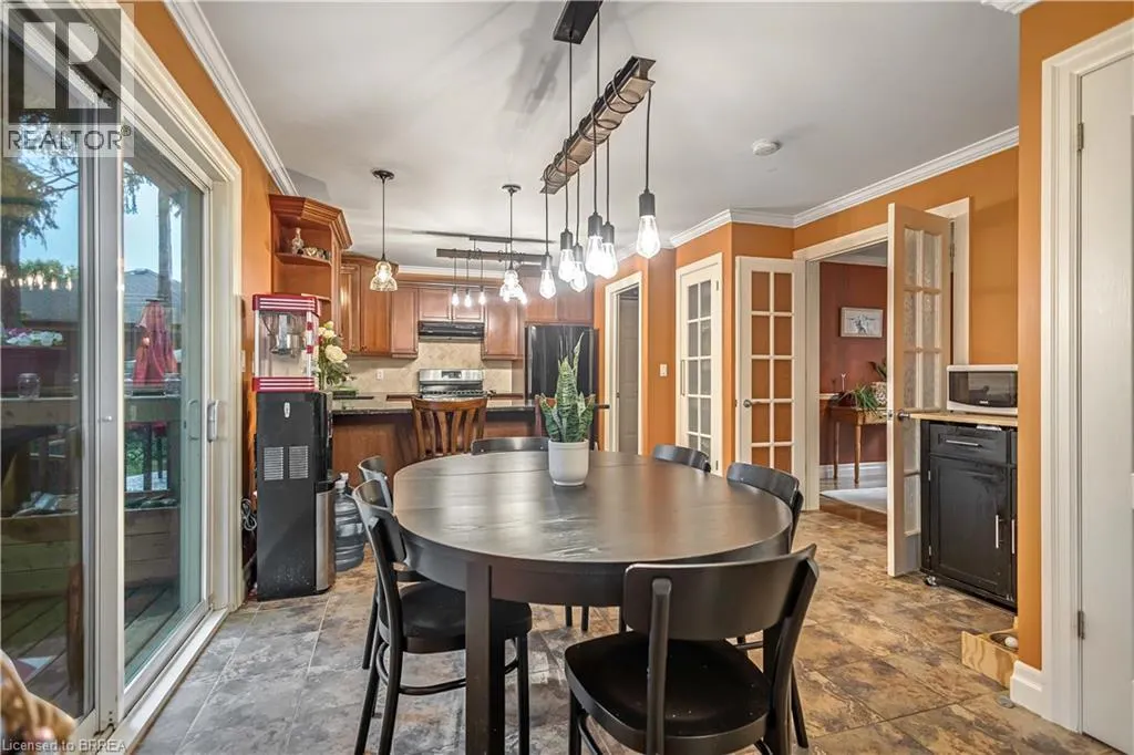 144 GLENWOOD Drive