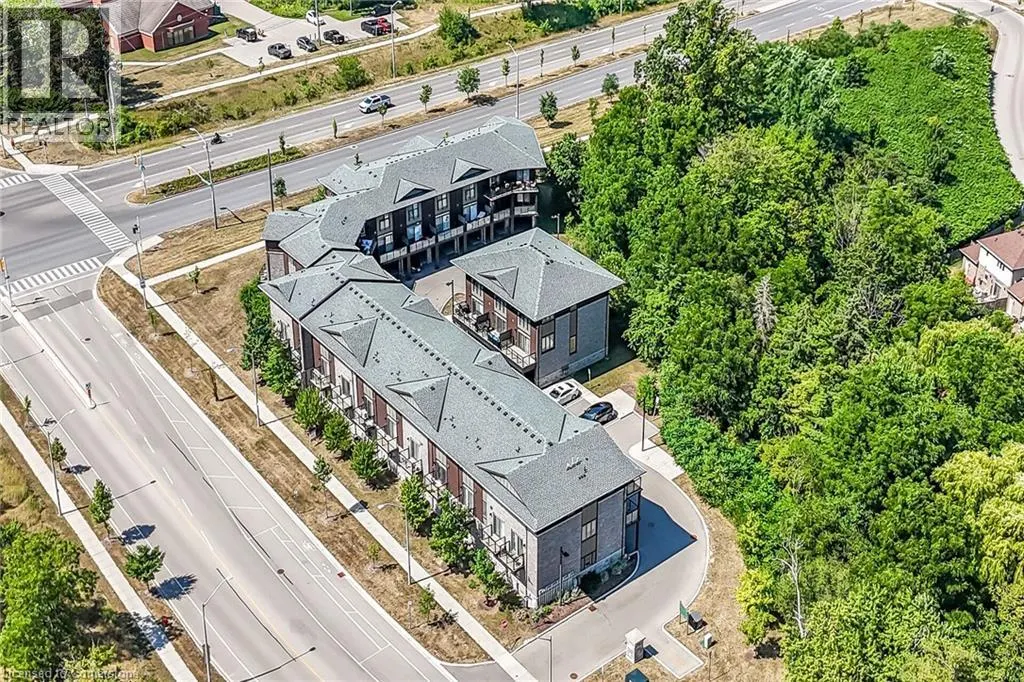 23 ECHOVALLEY Drive Unit# 12, #12